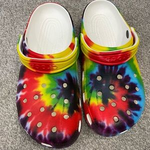 Tie Dye Crocs. Women’s size 10/ Mens size 8